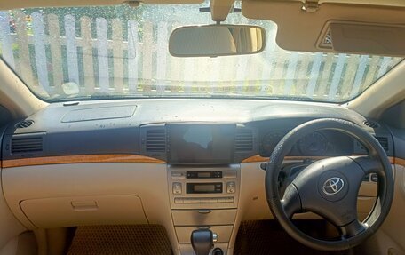 Toyota Corolla, 2004 год, 679 000 рублей, 13 фотография