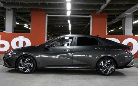 Hyundai Elantra, 2023 год, 2 198 000 рублей, 8 фотография