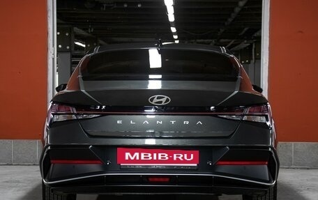 Hyundai Elantra, 2023 год, 2 198 000 рублей, 6 фотография