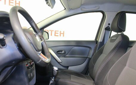 Renault Logan II, 2021 год, 1 359 000 рублей, 9 фотография