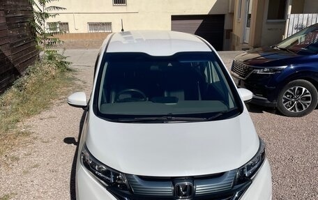Honda Freed II, 2018 год, 1 750 000 рублей, 14 фотография