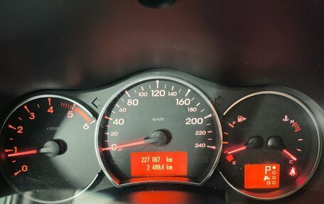 Renault Koleos I рестайлинг 2, 2011 год, 990 000 рублей, 12 фотография