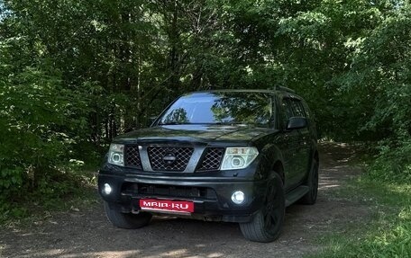 Nissan Pathfinder, 2006 год, 850 000 рублей, 1 фотография