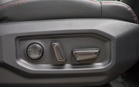 Toyota Tundra, 2023 год, 12 200 000 рублей, 17 фотография
