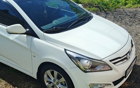 Hyundai Solaris II рестайлинг, 2015 год, 1 180 000 рублей, 5 фотография