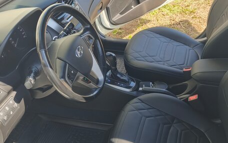 Hyundai Solaris II рестайлинг, 2015 год, 1 180 000 рублей, 10 фотография