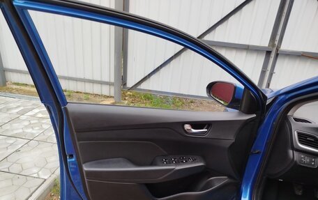 Hyundai Solaris II рестайлинг, 2018 год, 1 250 000 рублей, 7 фотография