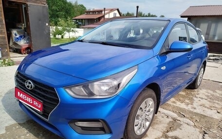 Hyundai Solaris II рестайлинг, 2018 год, 1 250 000 рублей, 3 фотография