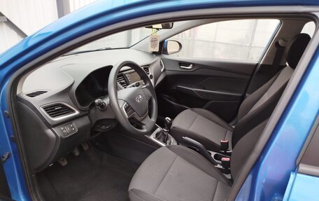 Hyundai Solaris II рестайлинг, 2018 год, 1 250 000 рублей, 17 фотография