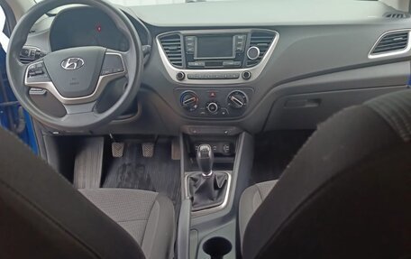 Hyundai Solaris II рестайлинг, 2018 год, 1 250 000 рублей, 14 фотография