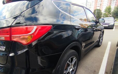 Hyundai Santa Fe III рестайлинг, 2015 год, 1 830 000 рублей, 2 фотография