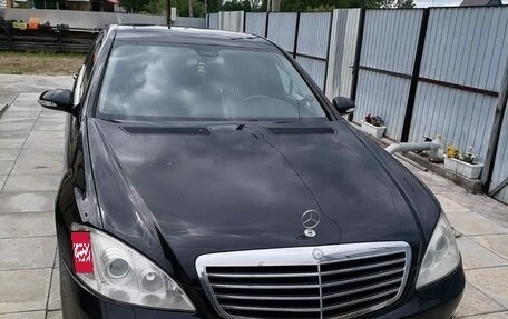 Mercedes-Benz S-Класс, 2006 год, 999 999 рублей, 1 фотография