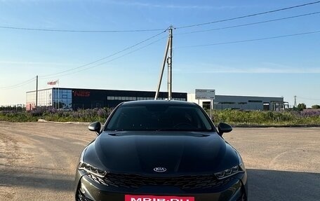 KIA K5, 2020 год, 2 500 000 рублей, 2 фотография
