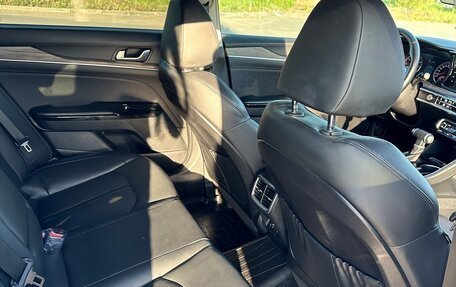 KIA K5, 2020 год, 2 500 000 рублей, 17 фотография