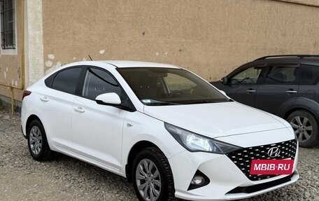 Hyundai Solaris II рестайлинг, 2021 год, 1 325 000 рублей, 3 фотография