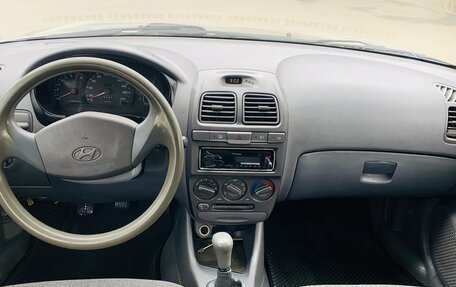 Hyundai Accent II, 2004 год, 450 000 рублей, 20 фотография