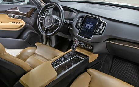 Volvo XC90 II рестайлинг, 2019 год, 3 598 000 рублей, 12 фотография