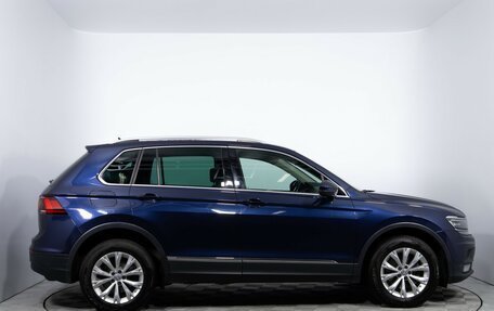 Volkswagen Tiguan II, 2017 год, 1 580 000 рублей, 4 фотография