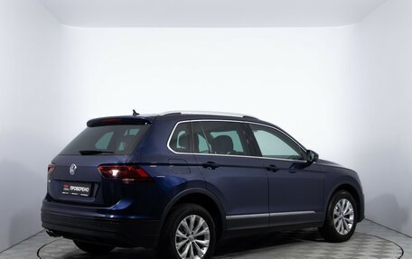 Volkswagen Tiguan II, 2017 год, 1 580 000 рублей, 5 фотография