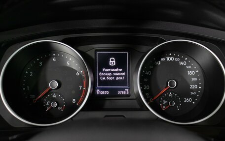 Volkswagen Tiguan II, 2017 год, 1 580 000 рублей, 12 фотография
