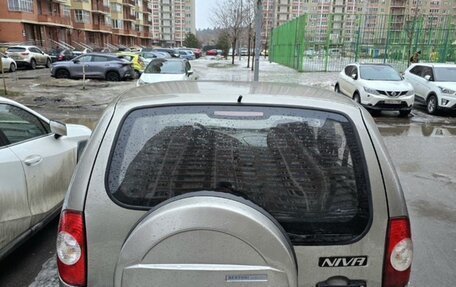 Chevrolet Niva I рестайлинг, 2010 год, 490 000 рублей, 4 фотография