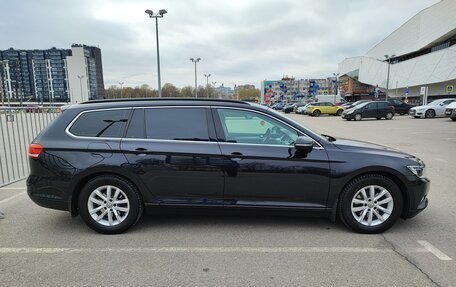 Volkswagen Passat B8 рестайлинг, 2018 год, 1 800 000 рублей, 4 фотография