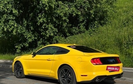 Ford Mustang VI рестайлинг, 2018 год, 3 200 000 рублей, 3 фотография
