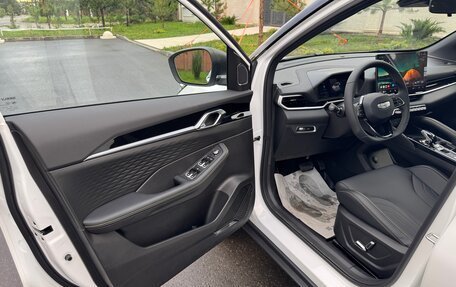 Geely Coolray I, 2025 год, 1 990 000 рублей, 20 фотография