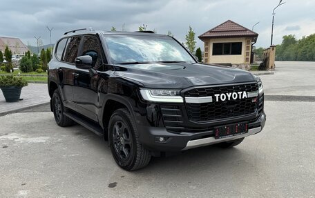 Toyota Land Cruiser, 2024 год, 12 900 000 рублей, 2 фотография