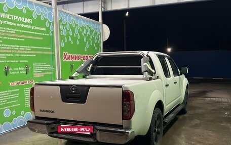 Nissan Navara (Frontier), 2011 год, 1 900 000 рублей, 7 фотография