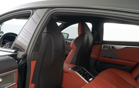 BMW M8 I (F91/F92/F93), 2022 год, 14 500 000 рублей, 16 фотография