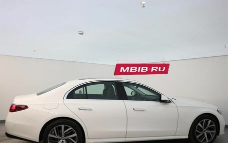 Mercedes-Benz E-Класс, 2024 год, 8 930 000 рублей, 5 фотография