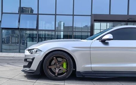 Ford Mustang VI рестайлинг, 2021 год, 2 699 000 рублей, 8 фотография