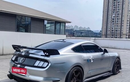 Ford Mustang VI рестайлинг, 2021 год, 2 699 000 рублей, 4 фотография