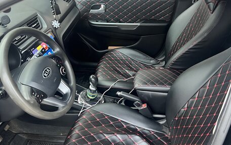 KIA Rio III рестайлинг, 2012 год, 800 000 рублей, 5 фотография