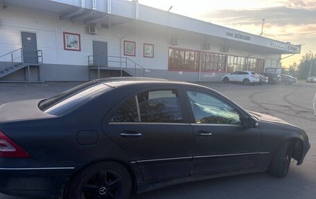 Mercedes-Benz C-Класс, 2002 год, 235 000 рублей, 9 фотография