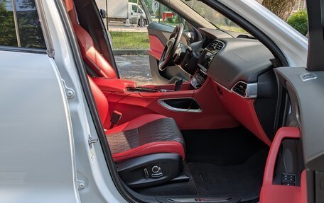 Jaguar F-Pace, 2019 год, 7 000 000 рублей, 8 фотография
