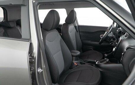 KIA Soul II рестайлинг, 2018 год, 1 723 060 рублей, 8 фотография