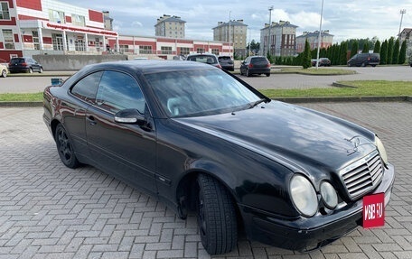 Mercedes-Benz CLK-Класс, 2001 год, 550 000 рублей, 6 фотография