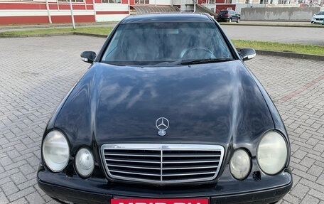 Mercedes-Benz CLK-Класс, 2001 год, 550 000 рублей, 7 фотография