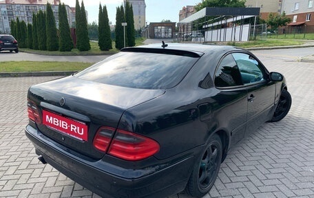 Mercedes-Benz CLK-Класс, 2001 год, 550 000 рублей, 4 фотография