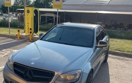 Mercedes-Benz C-Класс, 2007 год, 950 000 рублей, 3 фотография