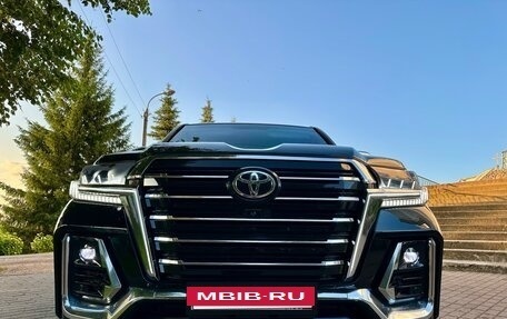 Toyota Land Cruiser 200, 2012 год, 4 400 000 рублей, 2 фотография