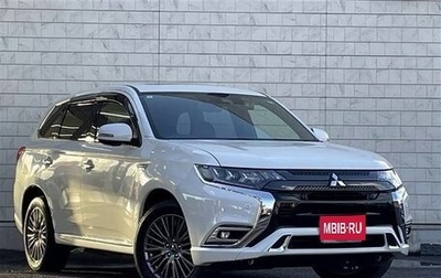 Mitsubishi Outlander III рестайлинг 3, 2021 год, 2 120 000 рублей, 1 фотография