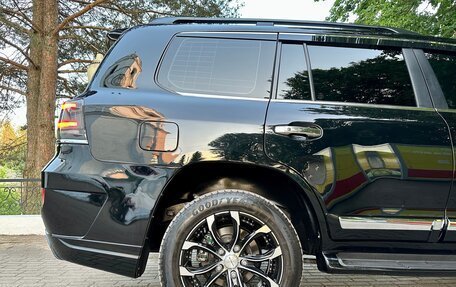 Toyota Land Cruiser 200, 2012 год, 4 400 000 рублей, 22 фотография