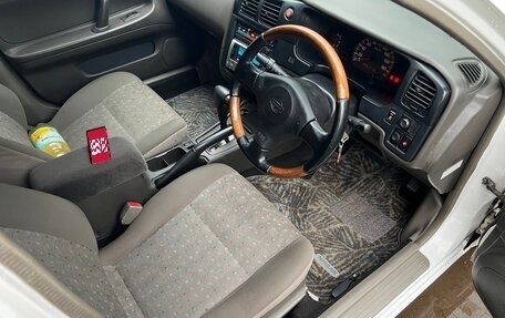 Nissan Expert, 2003 год, 777 777 рублей, 24 фотография