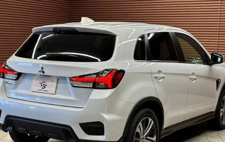 Mitsubishi RVR III рестайлинг, 2022 год, 1 485 000 рублей, 3 фотография