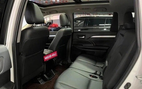 Toyota Highlander III, 2021 год, 2 400 199 рублей, 8 фотография