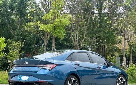 Hyundai Elantra, 2022 год, 1 500 000 рублей, 5 фотография