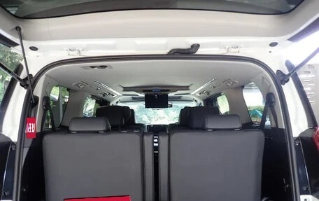Toyota Alphard III, 2021 год, 4 200 000 рублей, 24 фотография